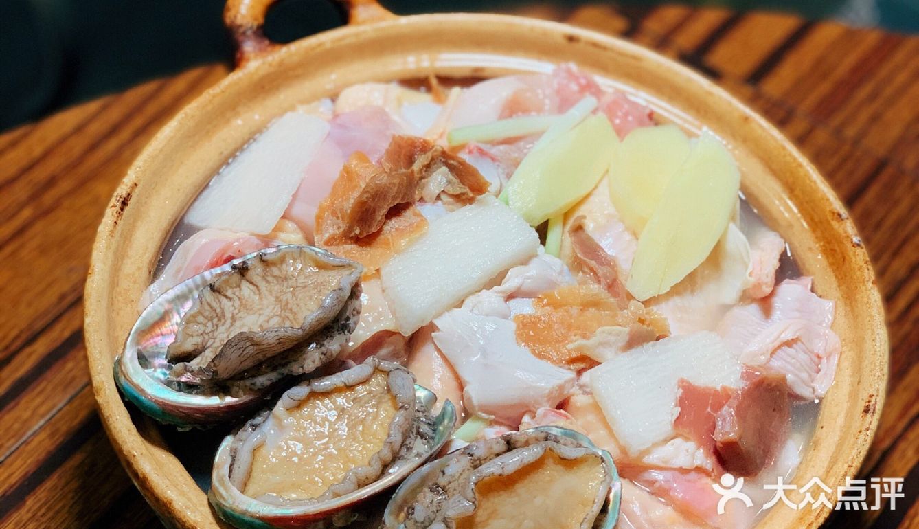 炸得很脆，酥香可口，非常入味，吃完嘴里留着鲜味