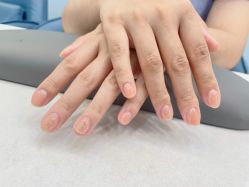 -首珥假日美睫美甲