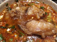 -肖肖酸萝卜鱼火锅(总店)