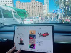-TESLA 特斯拉(上海太古汇体验店)