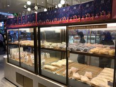 面包甜点陈列柜-奈雪的茶(湖滨银泰in77C区PRO店)
