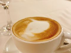 拿铁-火车头法国西餐厅