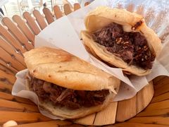-闫家驴肉老店(华电一校店)