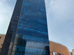 -上海龙之梦万丽酒店