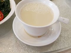 -麒麟山景大酒店岭南汇海鲜酒家(沙井店)