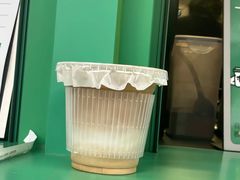 -星巴克(西安曲江银泰店)