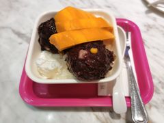 芒果白雪黑糯米甜甜-满记甜品(富华里店)