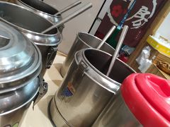 -老前童小吃(北明程路店)