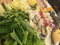 -樾餐厅泰式海鲜火锅(民歌湖店)