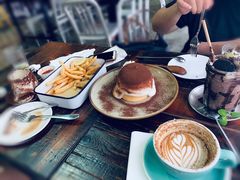 爆炸冰激淋巧克力-MIKAKU(万达广场上海宝山店)