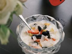 酸奶-ommo cafe(半岛城邦店)