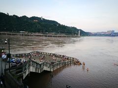 -中国宜宾·长江地标广场