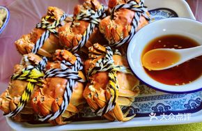 Yangcheng Lake Crab Pair