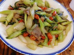 -冶建镜子·老南昌大排档·江西虾王(总店)