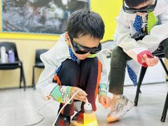 -神奇科学家STEAM科学实验科创赛事机器人编程逻辑思维MadScience(长宁来福士校区)