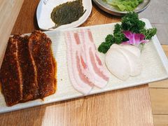 双色五花肉-万兴佳烤肉·长白山老味道(宏泰广场店)