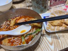 -魔都三兄弟酸辣粉·蘸卤炸串(虹桥万科店)