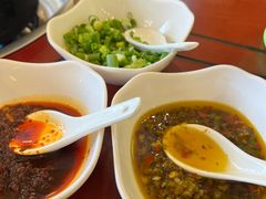 -鲁朗纳麦石锅鸡庄园