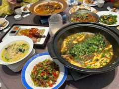 -香山湖家家宴(中山陵店)