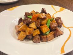 黑椒杏鲍菇牛肉粒-黄嘉喜来登酒店-采悦轩中餐厅(滨江中路店)