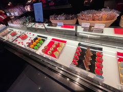 -Salon de The de Joel Robuchon(外滩18号店)