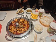 -何师傅美蛙鱼头(汉街店)