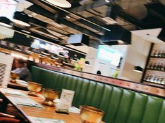 -亚马逊环球美食百汇(新城吾悦广场店)