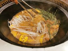 -粘豆包铁锅炖二部(温泉街店)