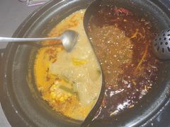 -生活如沸·顺德水牛奶火锅(大学路店)