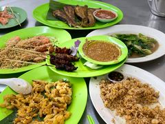 -明记烧鱼美味店