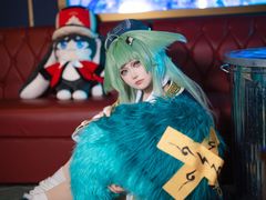 -米游妙妙屋cosplay换装自拍摄影体验馆