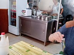 -弥勒卤鸡米线(沪瑞线店)