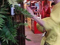 -野山舂·贵州现舂酸汤火锅(鸿通城店)