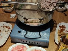 -牛满溢·自助潮汕鲜牛肉火锅(龙汇路店)