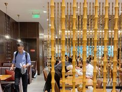 -乐忻皇朝(上海中心大厦店)