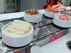 -龍歌自助小火锅(芝罘万达店)