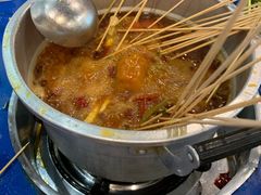 串串香-马路边边麻辣烫联盟路店