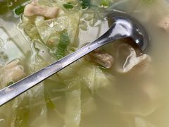 蘸水肥肠-茅屋大酒店