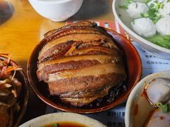 咸烧白-周肥肠(江油总店)