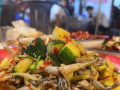 -十一街苍蝇馆子转经消江湖菜(九眼桥十一街店)