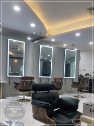 点击看大图 -八佰伴8008星级形象店