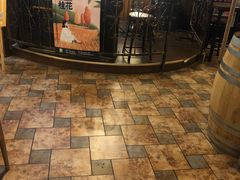 -麦落精酿啤酒餐吧(先农大院店)