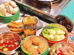 -顶上头•螺蛳粉火锅(德思勤复地星光店)