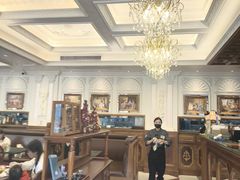 -秘密旅行Bonjour(黑金冠 江南西店)