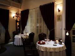 -La Villa French Restaurant