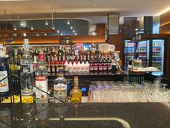 -东方红海鲜百汇(国际大厦店)