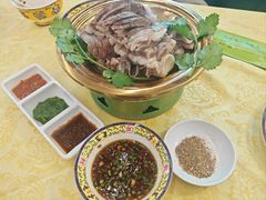 草原手把肉-德乐海蒙餐