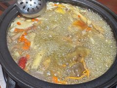 -菌之家·专业纯野生菌火锅·特色炒菌
