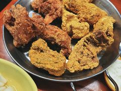 -BHC炸鸡(明洞总店)