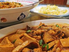 老板鱼焖豆腐-旺角小渔村(二马路店)